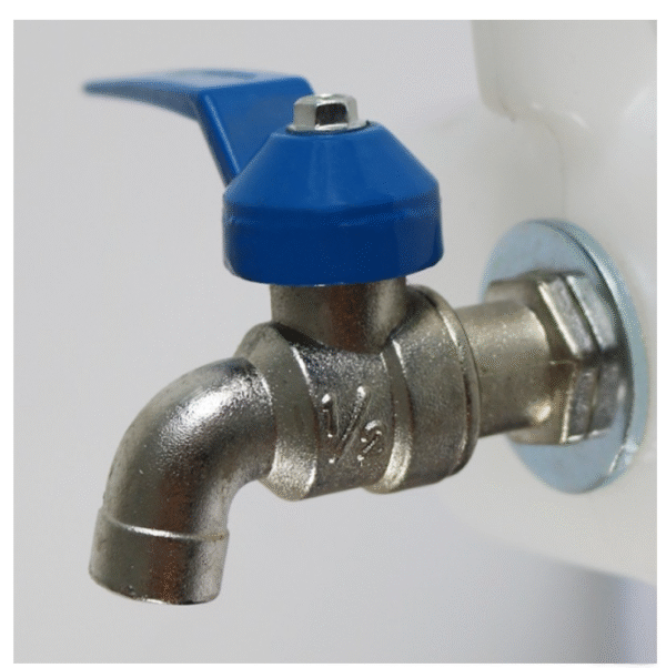 Туба за вода с метално кранче 20л