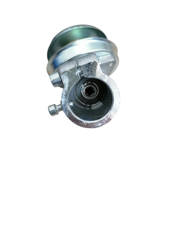 Редуктор за моторен тример КВАДРАТ ф26мм, щил