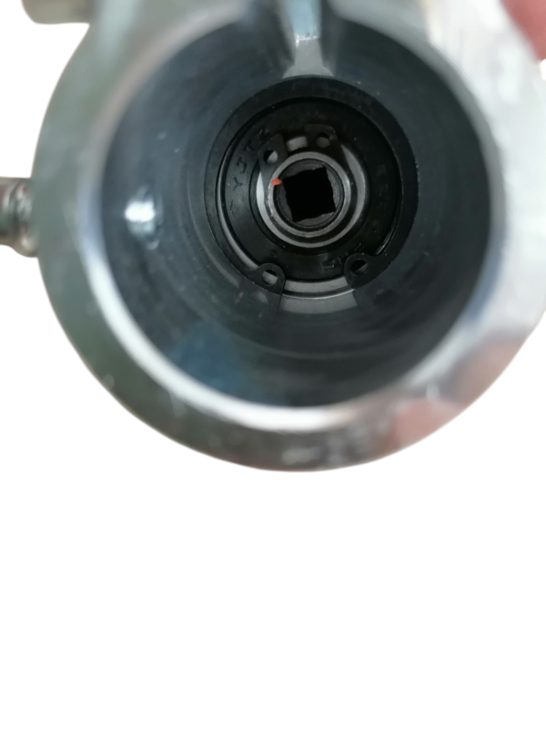 Редуктор за моторен тример КВАДРАТ ф26мм, щил