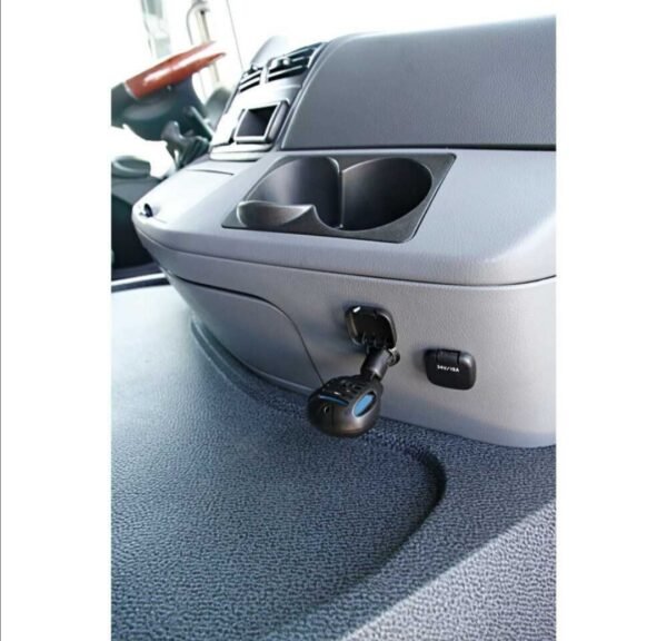 Машинка против Комари 12 /24V Подходяща за автомобили и камиони