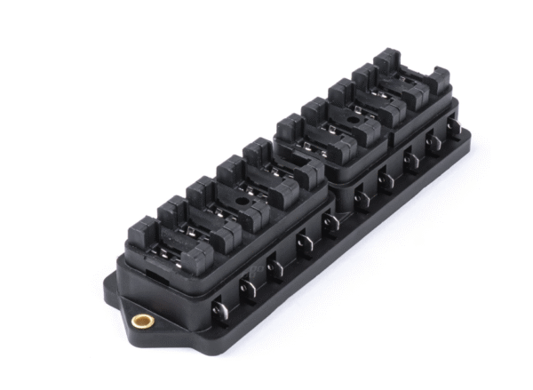 Кутия за предпазители за кола / Гнездо за бушони с 10 гнезда Арт.№: T664-10