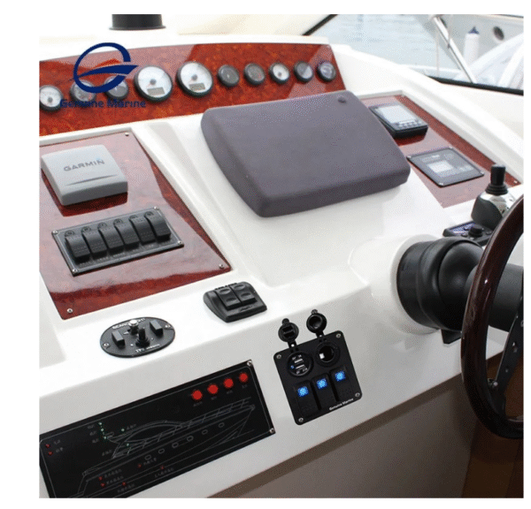 Панел за вграждане с 3 бутона + 2 USB + Запалка Арт.№: NA584