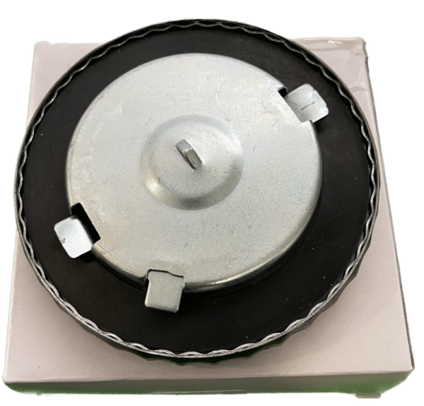 Капачка резервоар горивен с ключ, метална - MAN/Mercedes-Benz/DAF/Iveco Арт.№: NA406