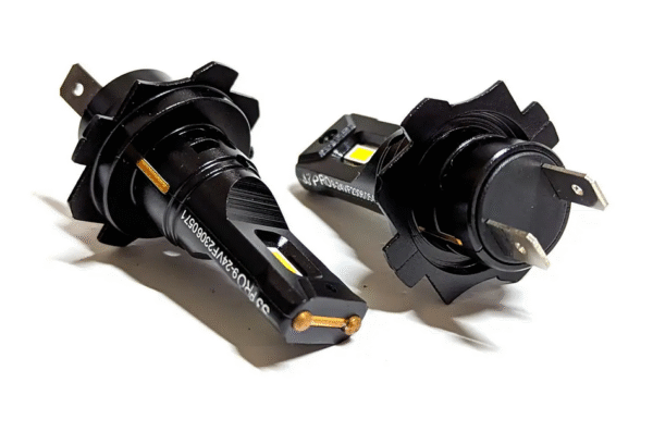 лк.3 Диодни крушки H7 с вграден вентилатор LED - T281