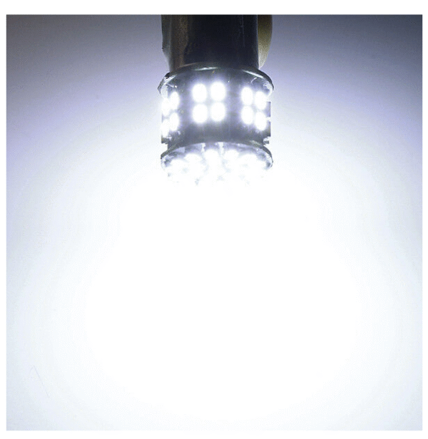 LED диодни крушки 24V P21W