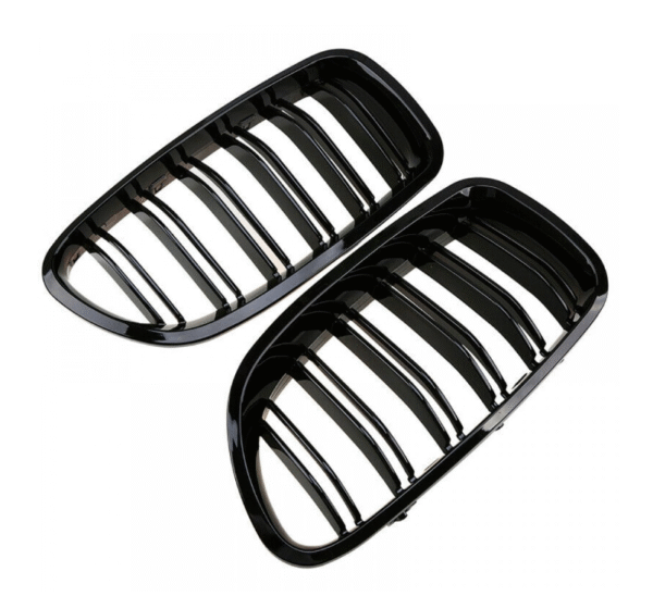 R4 Бъбреци с двойни ребра тип M5 черен лак за BMW серия 5 F10, F11 2010-2017