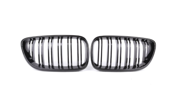 u1 Бъбреци с двойни ребра тип M2 черен лак за BMW серия 2 F22/F23 след 2013 година