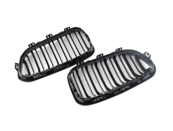 Бъбреци за BMW 1-ва серия F20 / F21 Черен Гланц Двойни (2015-2017) фейслифт