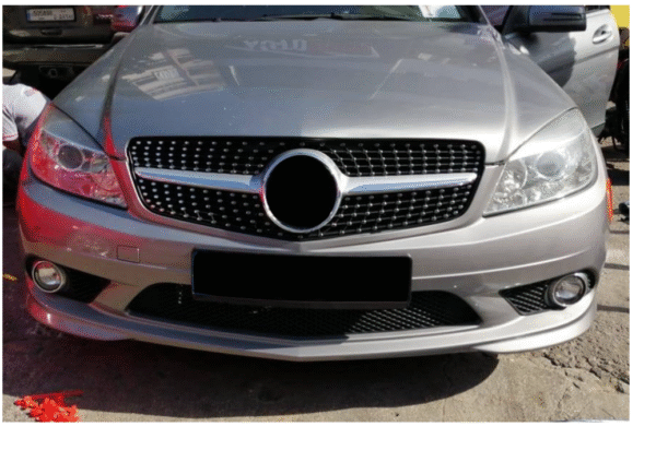 Хром/сива диамантена решетка за Mercedes C класа W204 седан, комби, купе 2007-2014