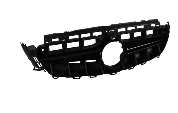 м4 Черен лак решетка тип E63 AMG за Mercedes E класа W213 седан, S213 комби, C238 купе, А238 кабрио 2016-2019 с отвор за камера