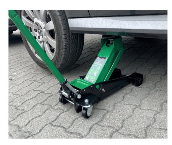 Хидравличен крик 3т. 465мм RockForce