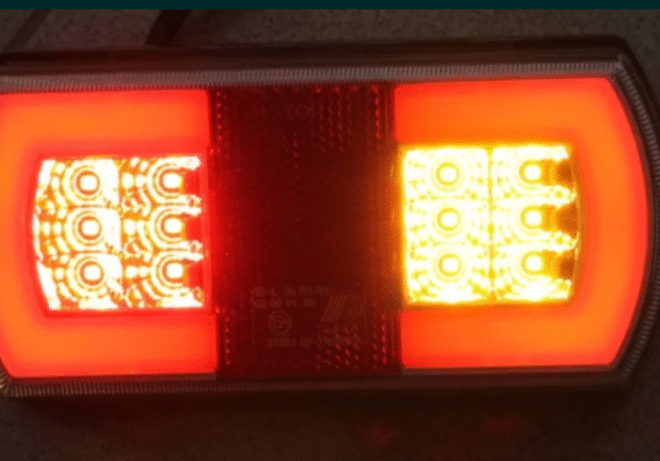 v5 Лед Диодни стопове за камион,бус,рамарке и платформи 12/24 волт