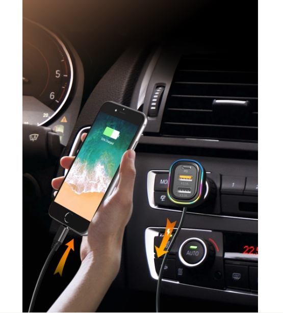 FM Трансмитер с 1 USB порт и 1 Type-c порт + кабели за зареждане
